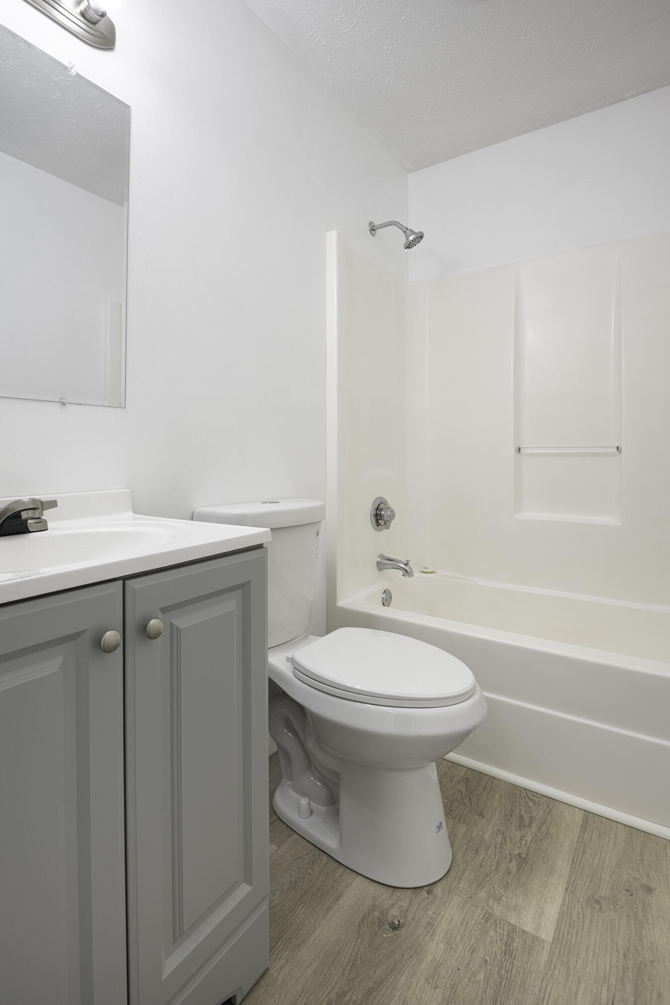 207 Millsap Road LaFayette, GA 30728 - Photo 9 of 27 Full Bathroom #2