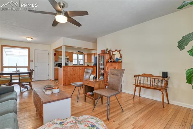 810 Valley Road Colorado Springs, CO 80904 - Photo 6 of 46