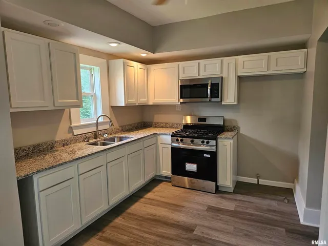 $122,000 | 1206 North 14th Street, Murphysboro, IL 62966