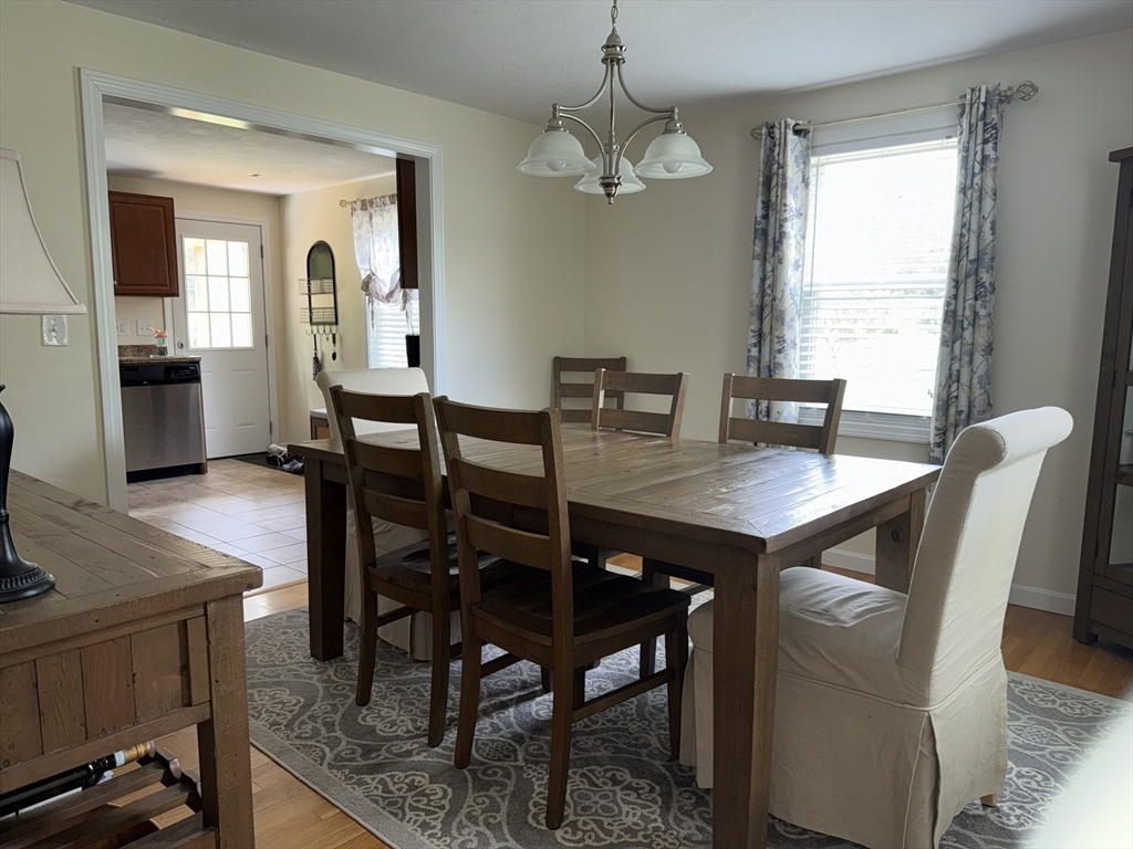 98 Indian Run Road Bellingham, MA 02019 - Photo 7 of 17