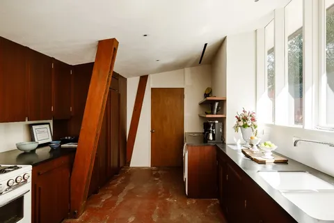 $2,395,000 | 1430 Avon Terrace, Los Angeles, CA 90026