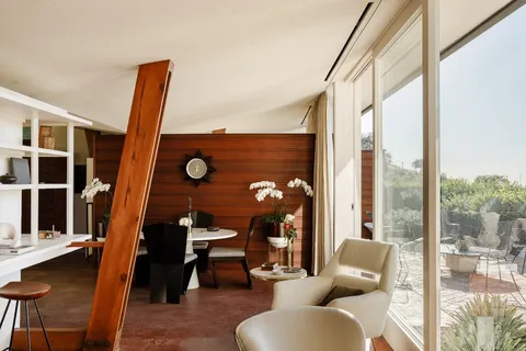 $2,395,000 | 1430 Avon Terrace, Los Angeles, CA 90026