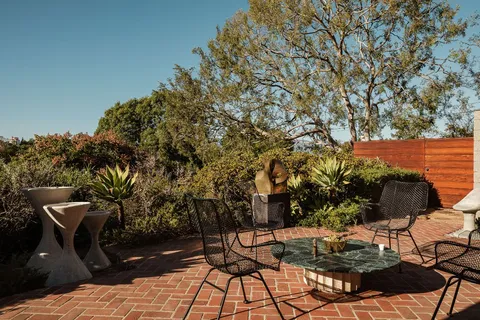 $2,395,000 | 1430 Avon Terrace, Los Angeles, CA 90026