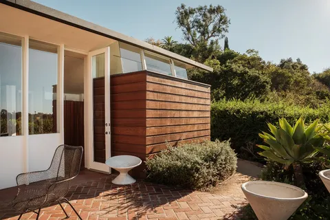 $2,395,000 | 1430 Avon Terrace, Los Angeles, CA 90026