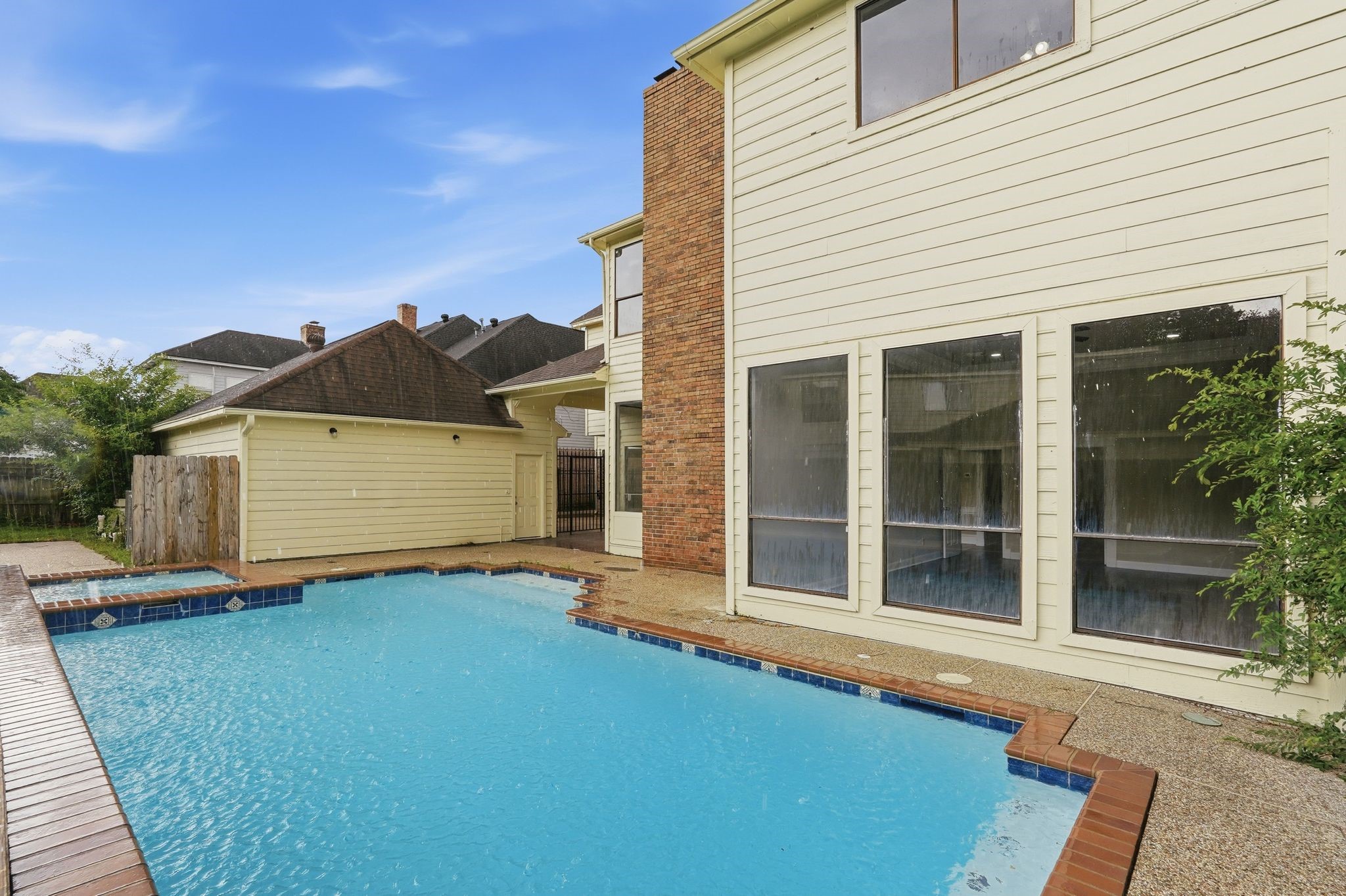 7611 Naremore Drive Spring, TX 77379 - Photo 38 of 48 Sparkling Pool!