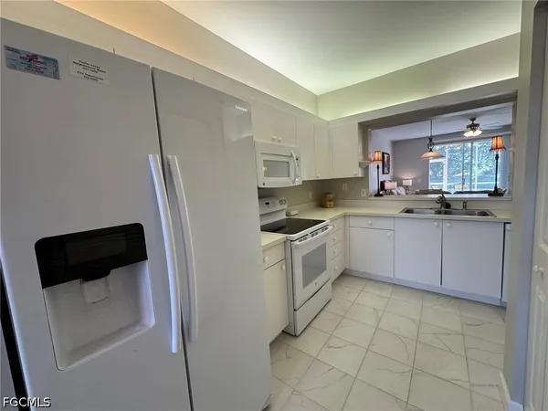 $2,000 | 14970 B Vista View Way, Unit 303B, Fort Myers, FL 33919