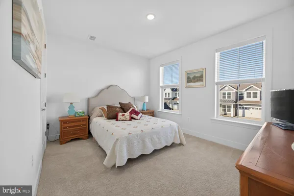 $1,100,000 | 215 Kingfisher Lane, Chester, MD 21619