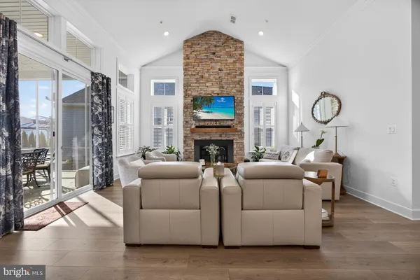 $1,100,000 | 215 Kingfisher Lane, Chester, MD 21619