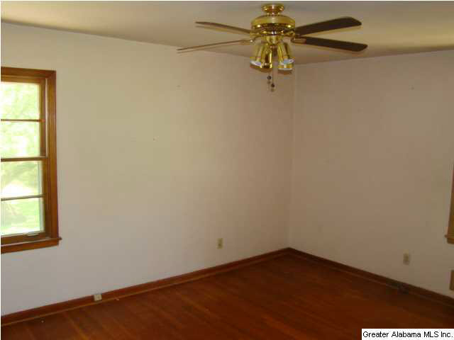717 Martinwood Road Birmingham, AL 35235 - Photo 8 of 11