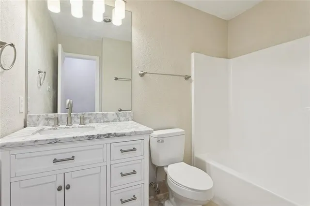 $189,000 | 38 Willard Place, Waggaman, LA 70094