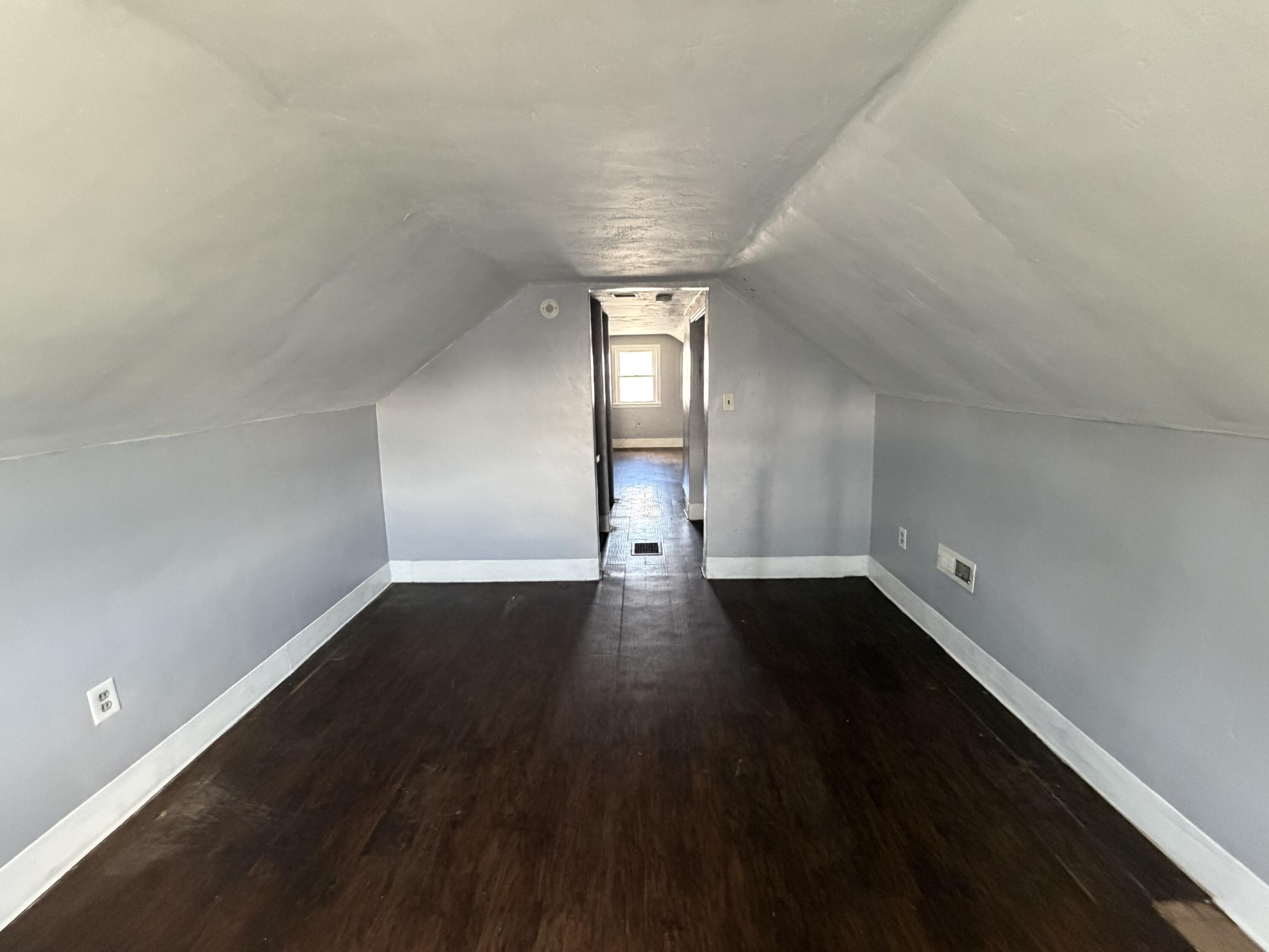 2205 Plantation Road Northeast Roanoke, VA 24012 - Photo 9 of 14 IMG_7347