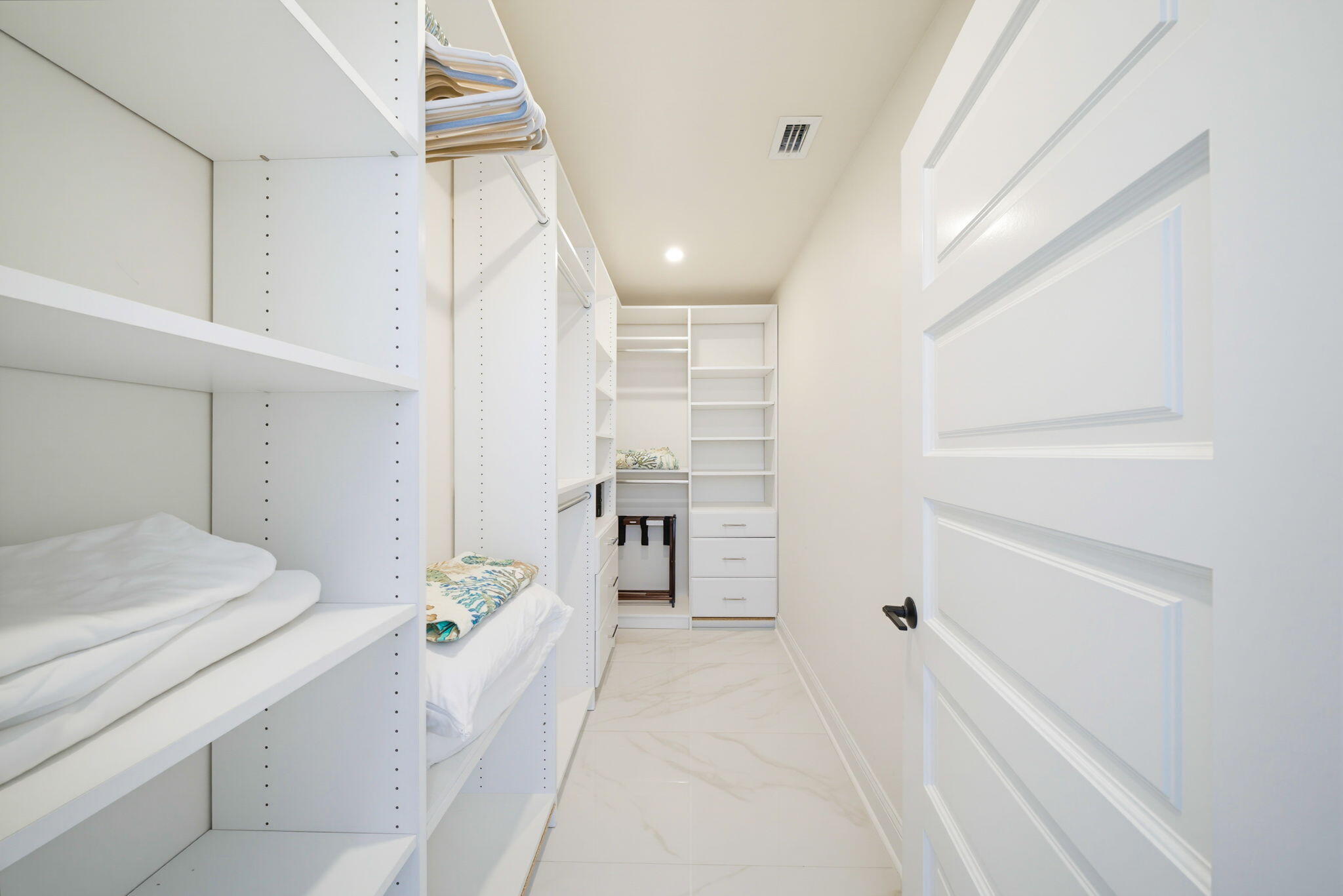 57733 Morton Street Marathon, FL 33050 - Photo 50 of 247 Primary Walk-In Closet