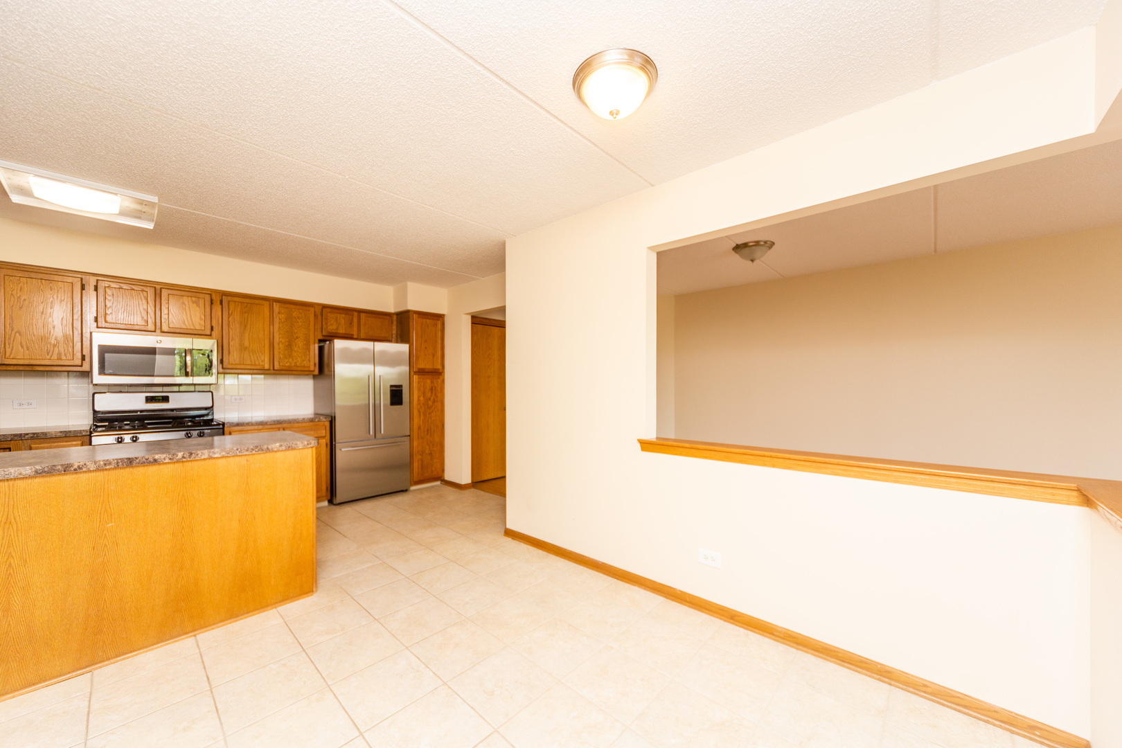 5225 North Riversedge Terrace, Unit 413 Chicago, IL 60630 - Photo 13 of 31