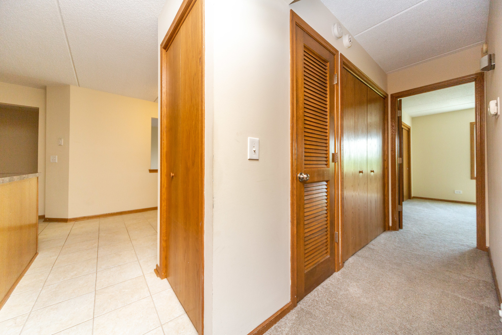 5225 North Riversedge Terrace, Unit 413 Chicago, IL 60630 - Photo 20 of 31