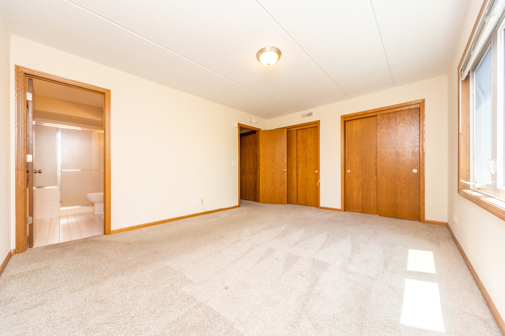 5225 North Riversedge Terrace, Unit 413 Chicago, IL 60630 - Photo 24 of 31