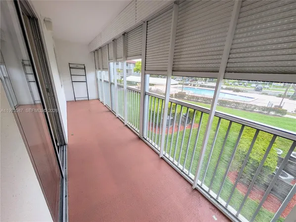 $1,650 | 151 Southwest 135th Terrace, Unit 212T, Pembroke Pines, FL 33027