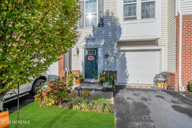 $515,000 | 111 Spirit Way, Brick, NJ 08723