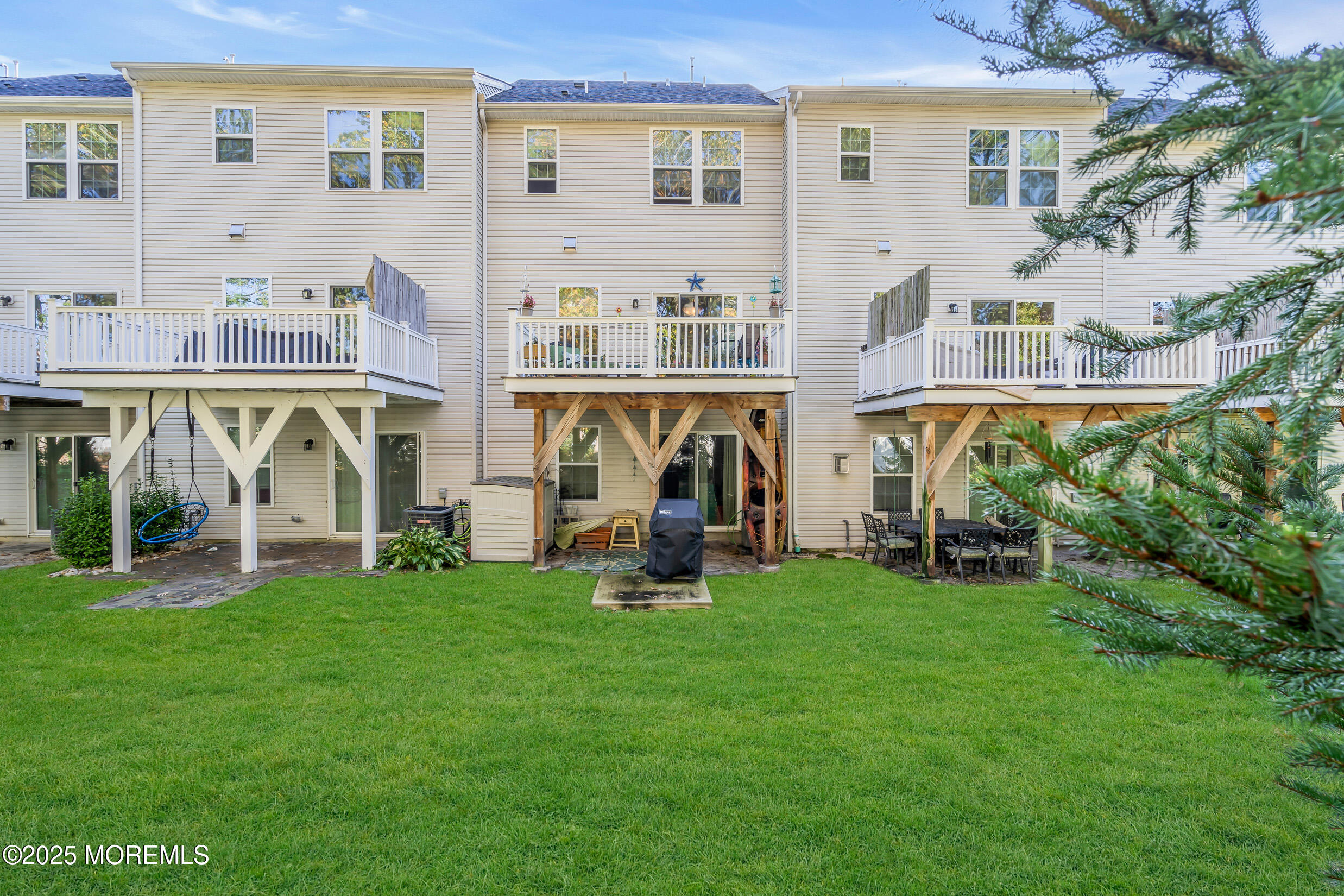 111 Spirit Way Brick, NJ 08723 - Photo 33 of 39