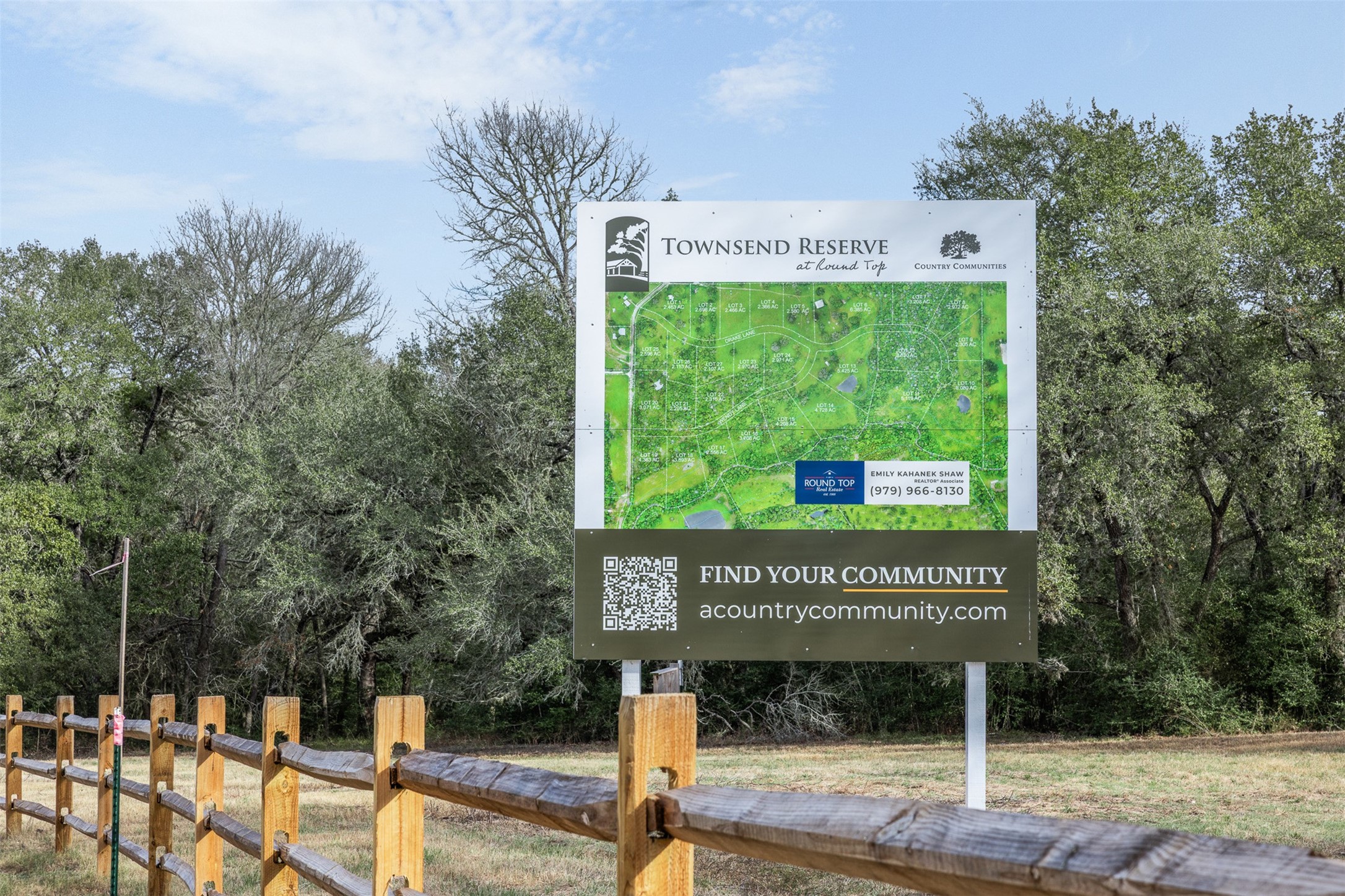 110 Drake Lane Round Top, TX 78954 - Photo 6 of 32 a sign on the side of a building