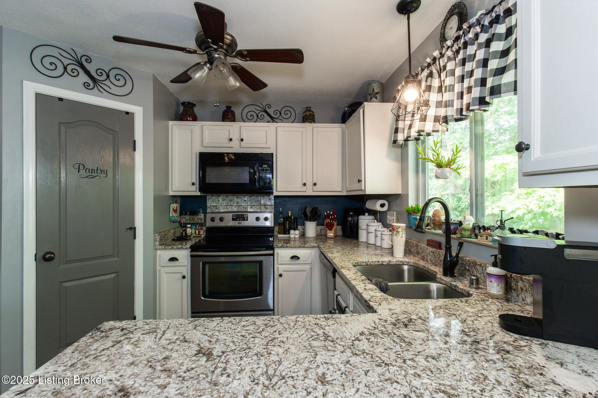 862 Ridgepoint Drive Independence, KY 41051 - Photo 8 of 30 862 Ridgepoint Dr 2