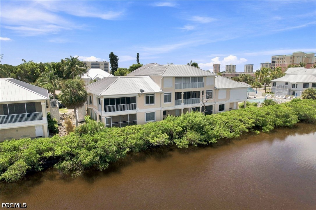 271 Lenell Road, Unit 4 Fort Myers Beach, FL 33931 - Photo 32 of 44 Gallery Image 32