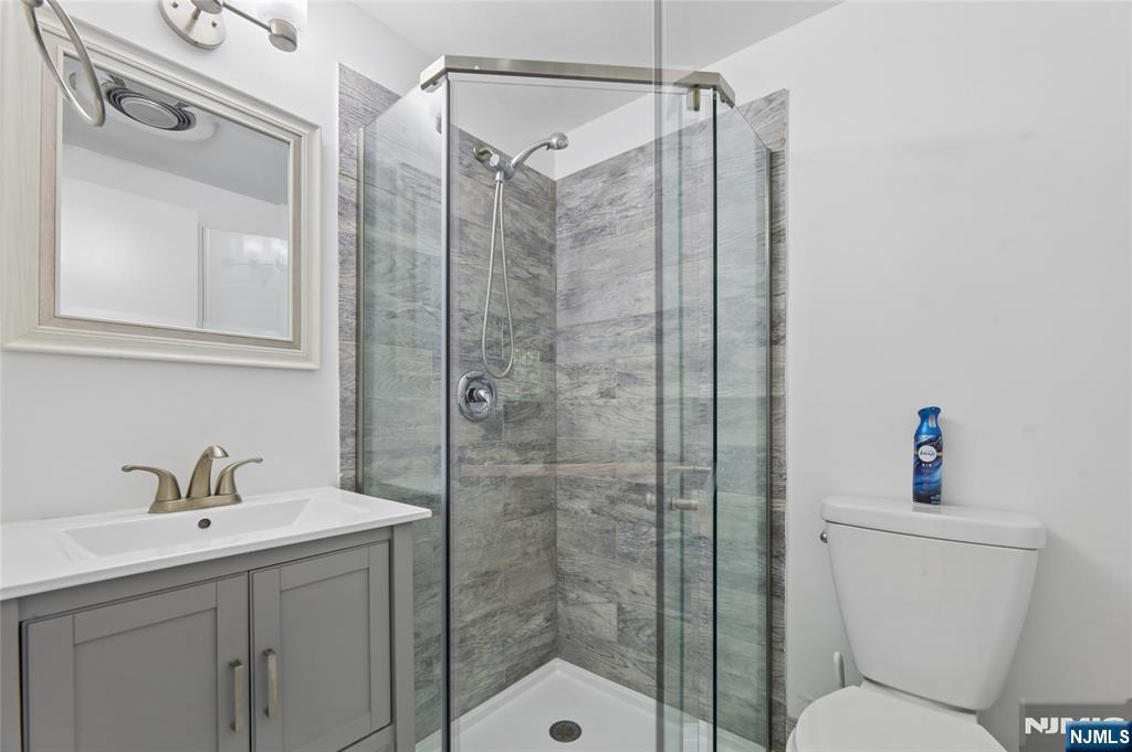 4 Marconi Street Tenafly, NJ 07670 - Photo 20 of 42 Gallery Image 20