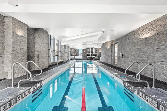 $1,290,000 | 10 West End Avenue, Unit 5D | Upper West Side