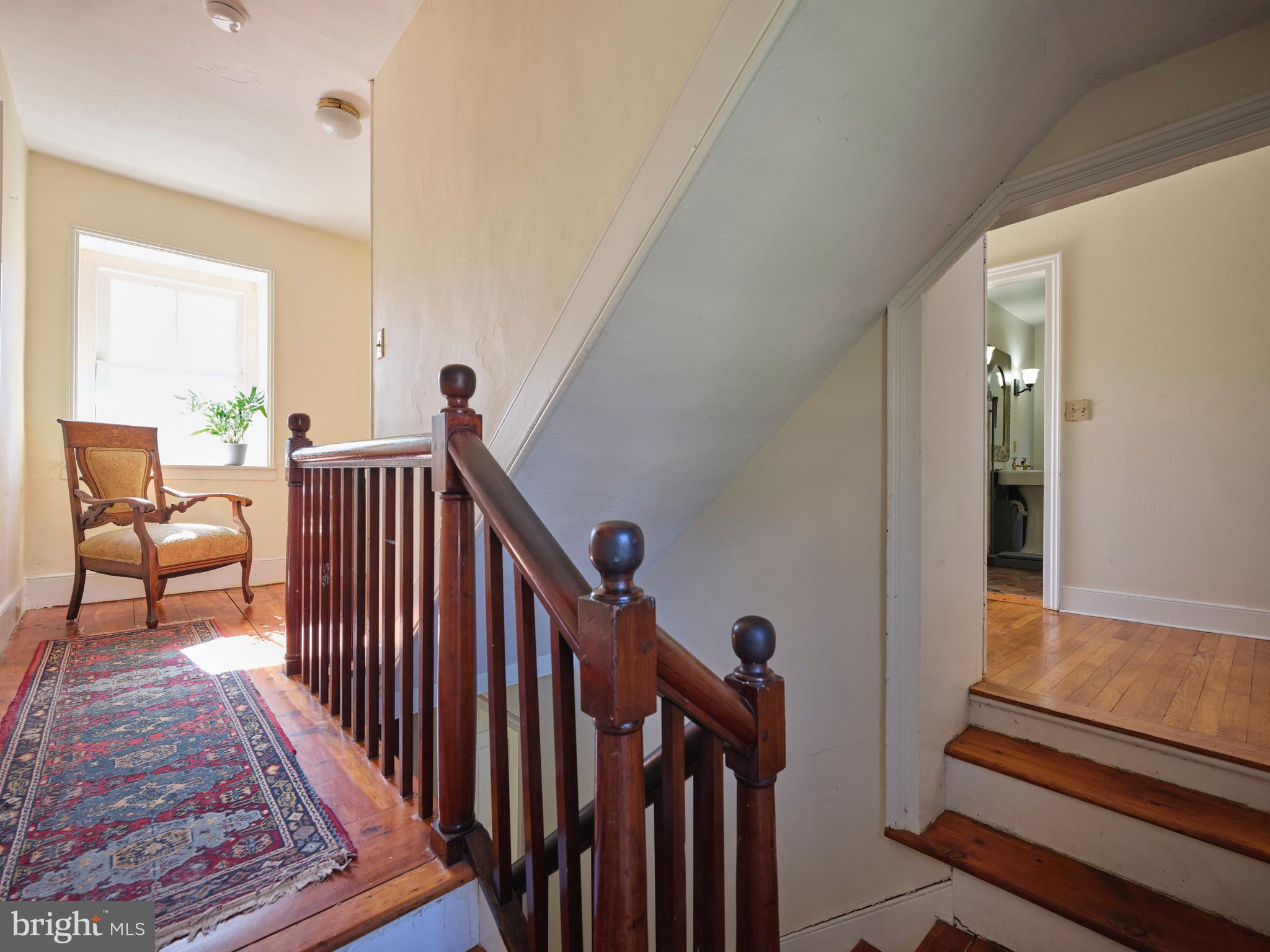 135 Riegelsville Milford Road Milford, NJ 08848 - Photo 21 of 36 Upstairs Hall