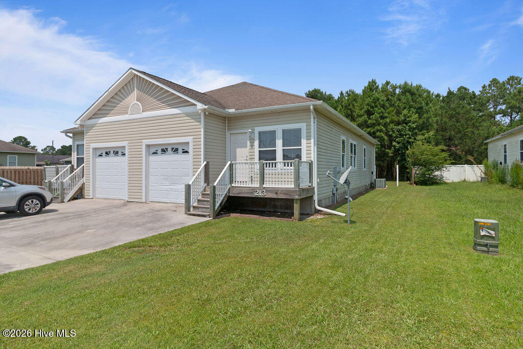 213 Lloyd Street Holly Ridge, NC 28445 - Photo 3 of 23 IMG_2833