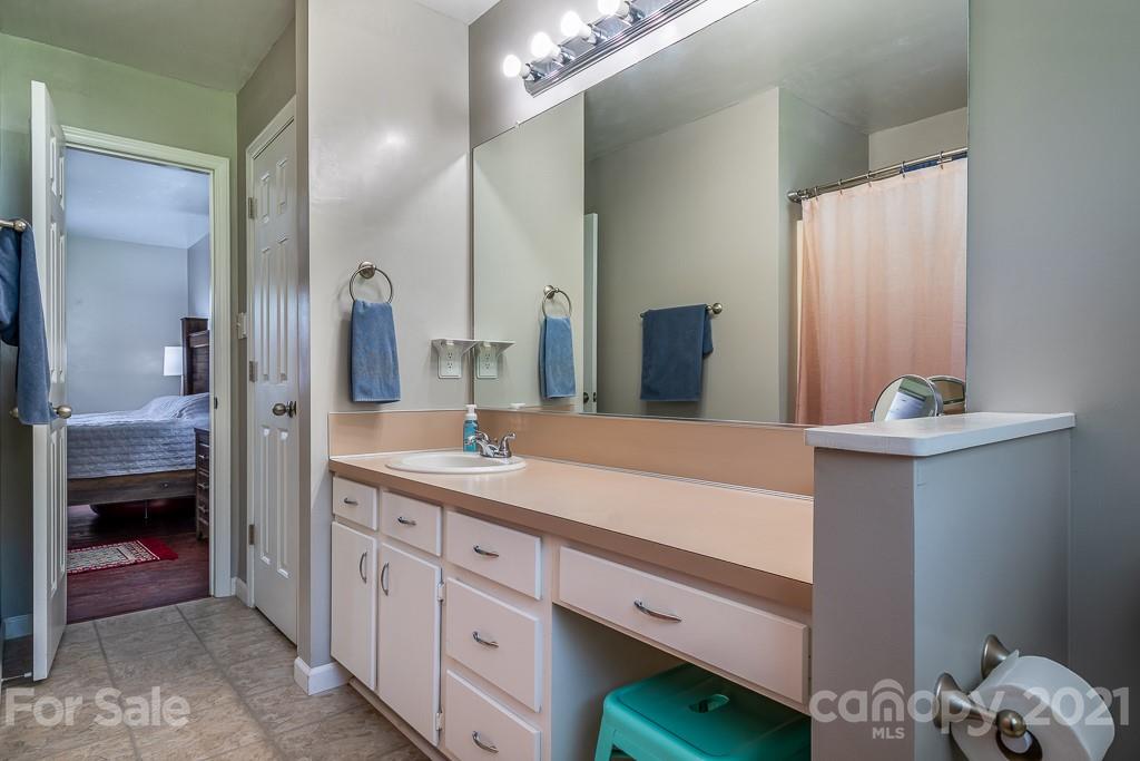 296 Trinity Road Statesville, NC 28625 - Photo 11 of 24 Gallery Image 11