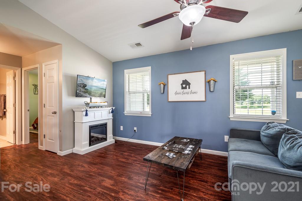 296 Trinity Road Statesville, NC 28625 - Photo 7 of 24 Gallery Image 7
