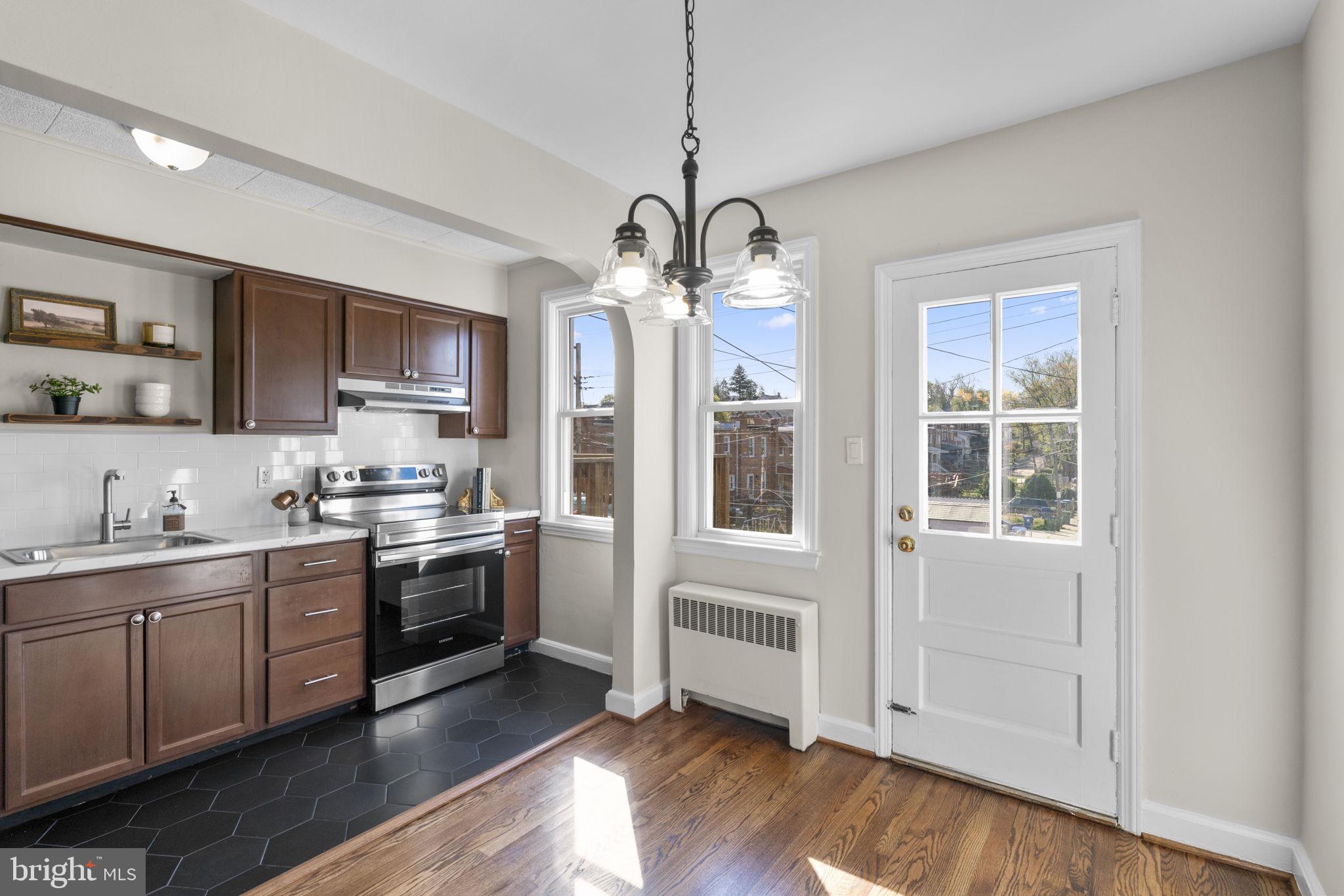 3549 Benzinger Road Baltimore, MD 21229 - Photo 10 of 32 Gallery Image 10