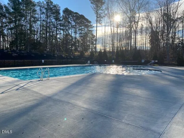 a view of a yard in front of a house