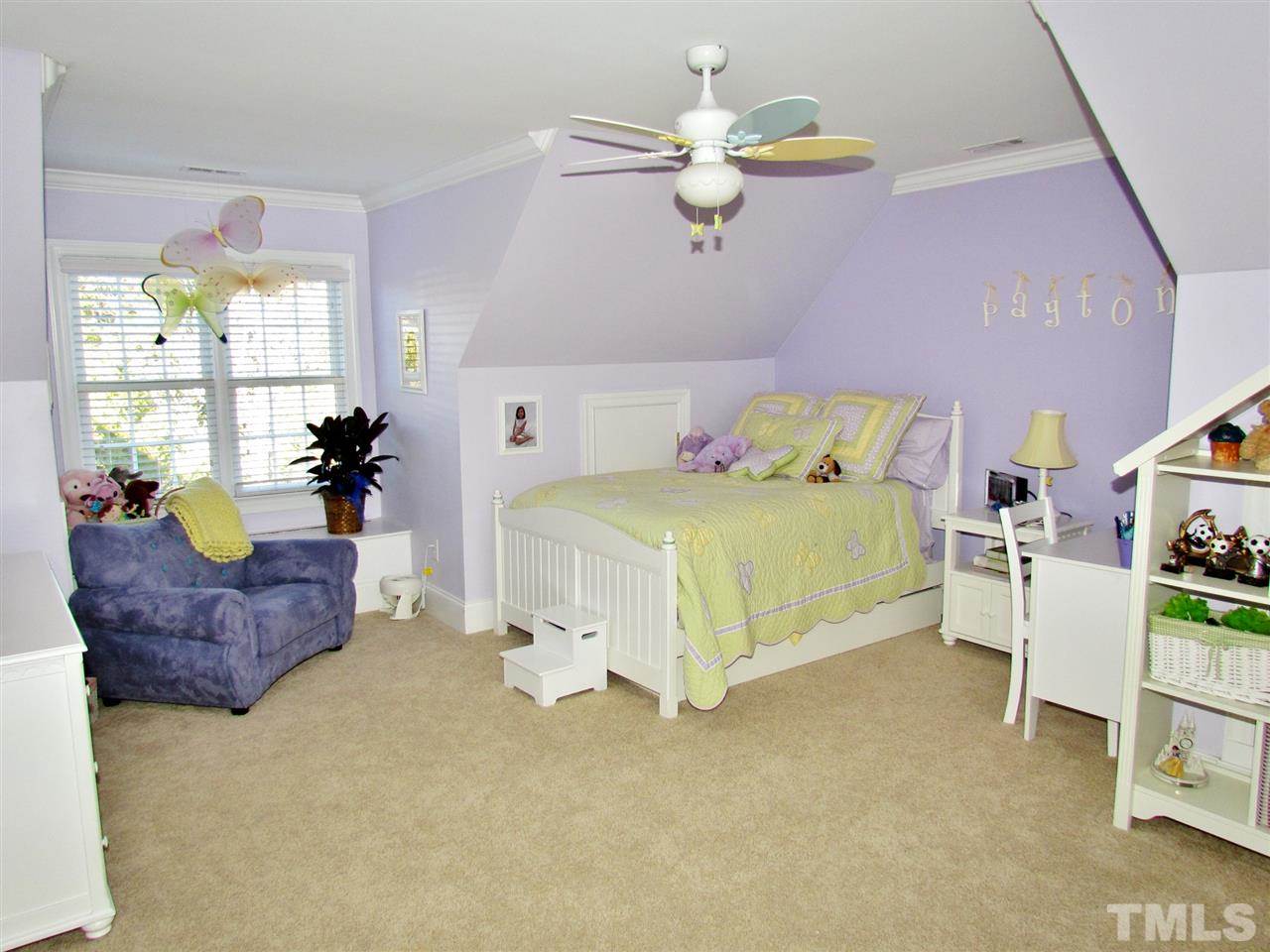 3810 Congeniality Way Raleigh, NC 27613 - Photo 18 of 25 Bedroom fit for a queen! bathroom is adjacent. There are 2 bathrooms on 2nd floor.