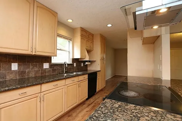 $2,100 | 12623 Westella Drive, Houston, TX 77077