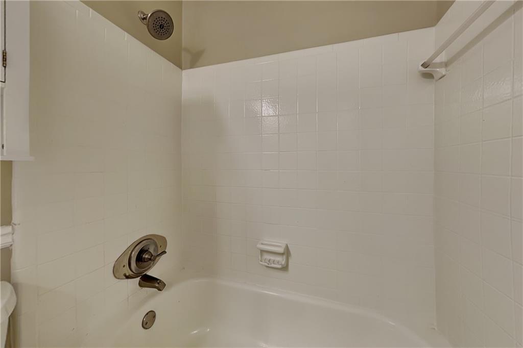 4656 Lincoln Way Southwest Lilburn, GA 30047 - Photo 17 of 19