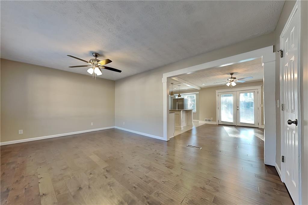 4656 Lincoln Way Southwest Lilburn, GA 30047 - Photo 3 of 19