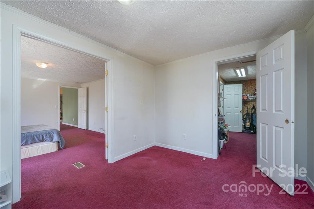 4180 Landrum Road Columbus, NC 28722 - Photo 17 of 42 Gallery Image 17