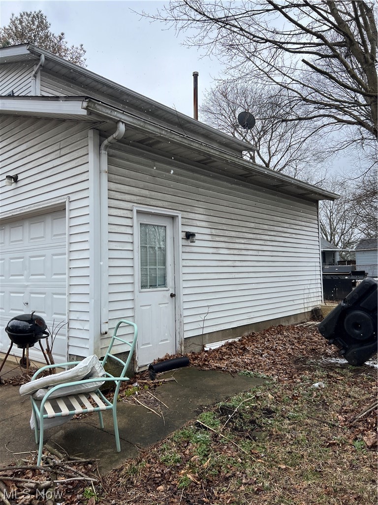 752 Carpenter Street Akron, OH 44310 - Photo 4 of 24