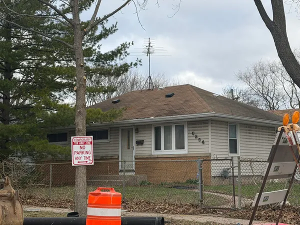 $139,900 | 6204 West Thurston Avenue, Milwaukee, WI 53218