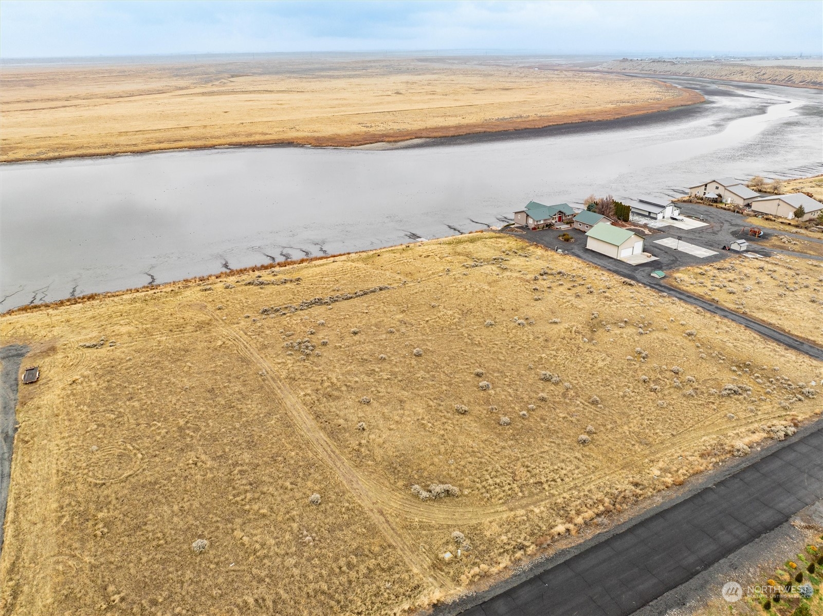 8732 Stonecrest Road Northeast Moses Lake, WA 98837 - Photo 1 of 18 Gallery Image 1