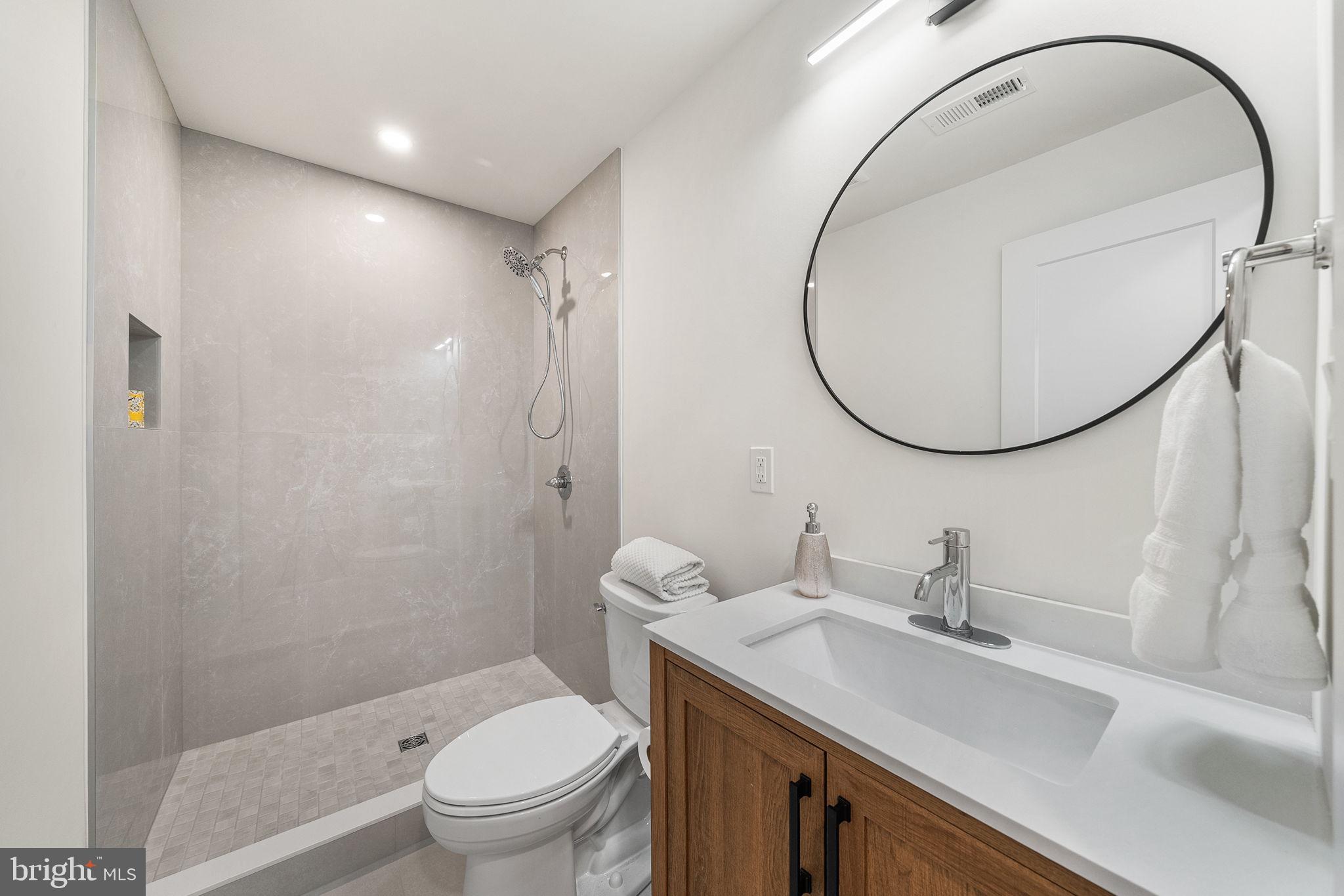 2851 Edgelea Road Vienna, VA 22181 - Photo 51 of 69
