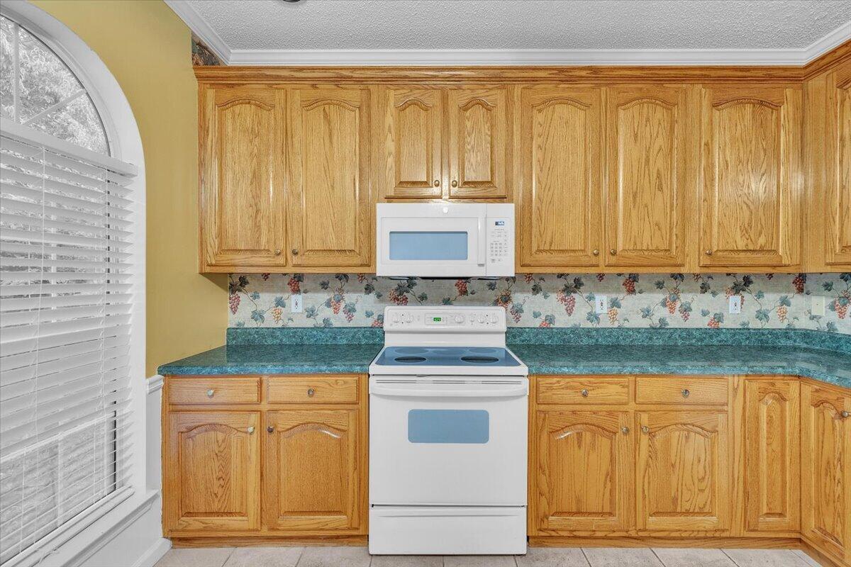 1694 Red Oak Drive, Unit 185 Dalton, GA 30721 - Photo 11 of 36 12-4I7A5947