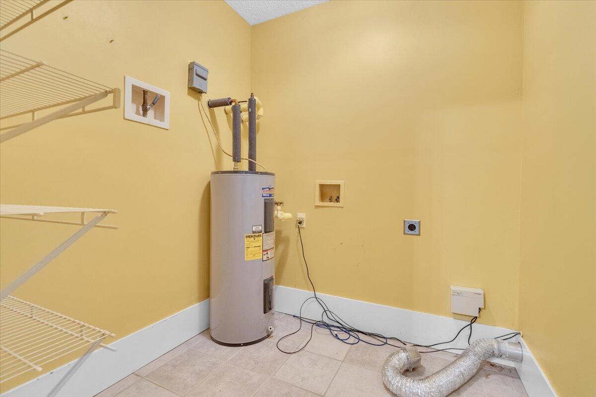 1694 Red Oak Drive, Unit 185 Dalton, GA 30721 - Photo 19 of 36 25-4I7A5932