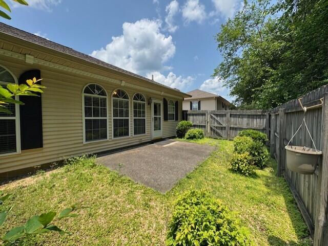 1694 Red Oak Drive, Unit 185 Dalton, GA 30721 - Photo 25 of 36 1694 Red Oak back yard 2