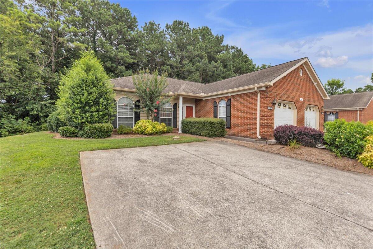 1694 Red Oak Drive, Unit 185 Dalton, GA 30721 - Photo 30 of 36 02-4I7A5818