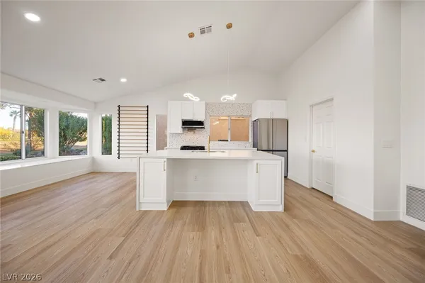 $2,550 | 2808 Crown Ridge Drive, Las Vegas, NV 89134
