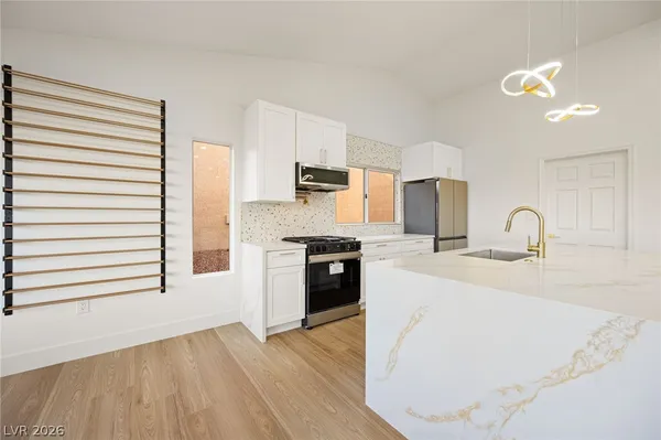 $2,550 | 2808 Crown Ridge Drive, Las Vegas, NV 89134