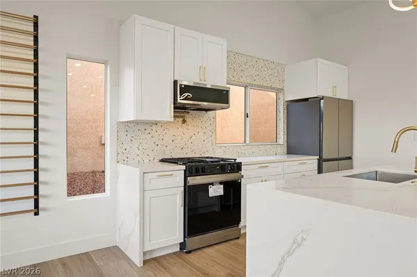 $2,550 | 2808 Crown Ridge Drive, Las Vegas, NV 89134