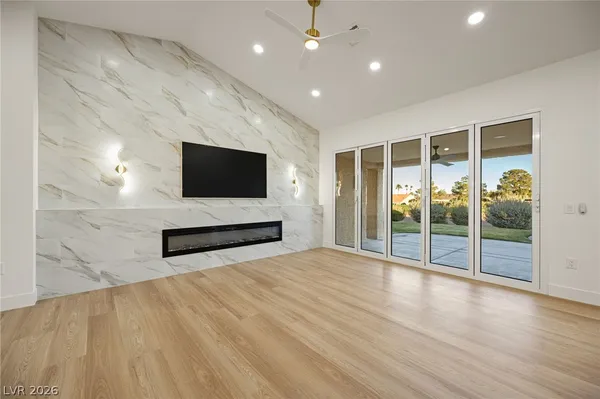 $2,550 | 2808 Crown Ridge Drive, Las Vegas, NV 89134